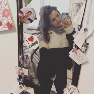 Meet your Posher, Lizzie